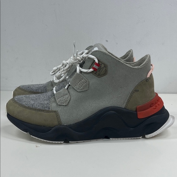 New Sorel Kinetic Rngd Caribou Boots Grey Green Alpine Tundra Size 8.5 - Picture 5 of 9